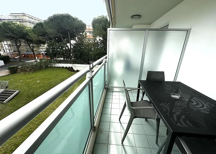 Apartament With Pool Near The *