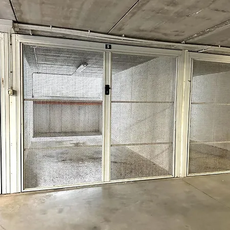 Appartement With Pool Near The *